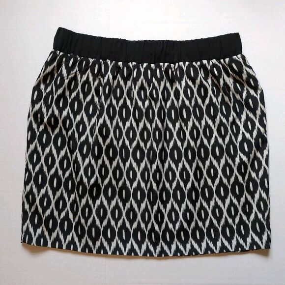 Anthropologie Pins and Needles Mini‎ Skirt Size Large Black White Ikat Boho NEW - Picture 4 of 8